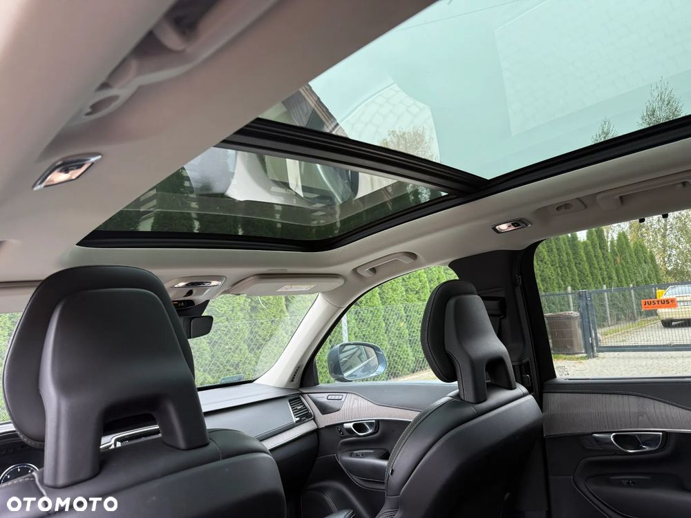 Volvo XC 90 - 11