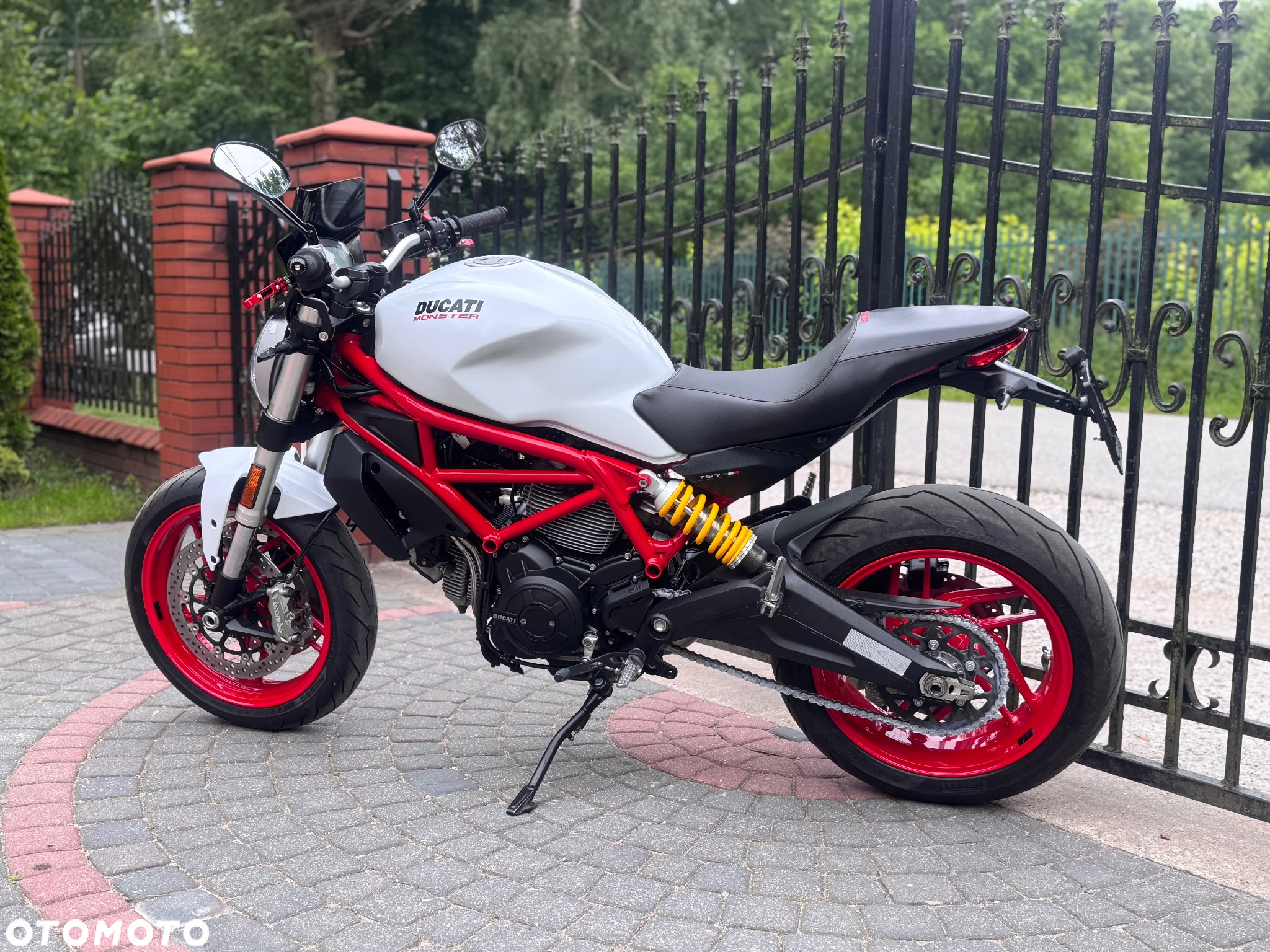 Ducati Monster - 7