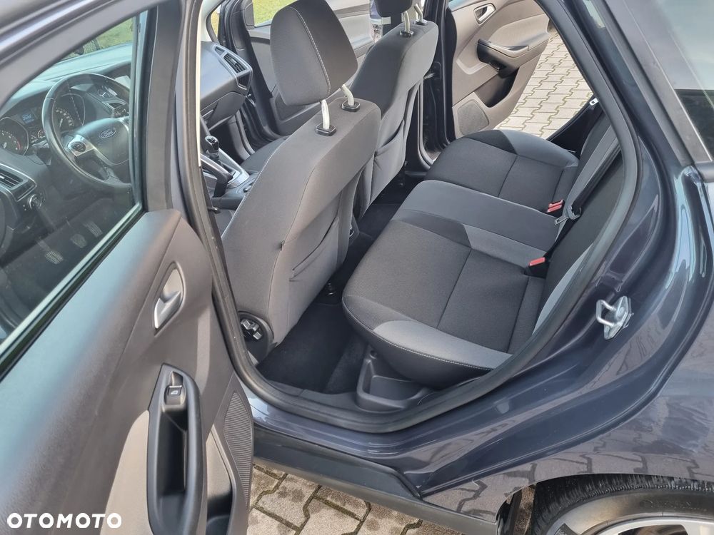 Ford Focus - 10