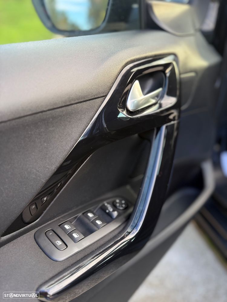 Peugeot 208 1.6 BlueHDi Allure - 12