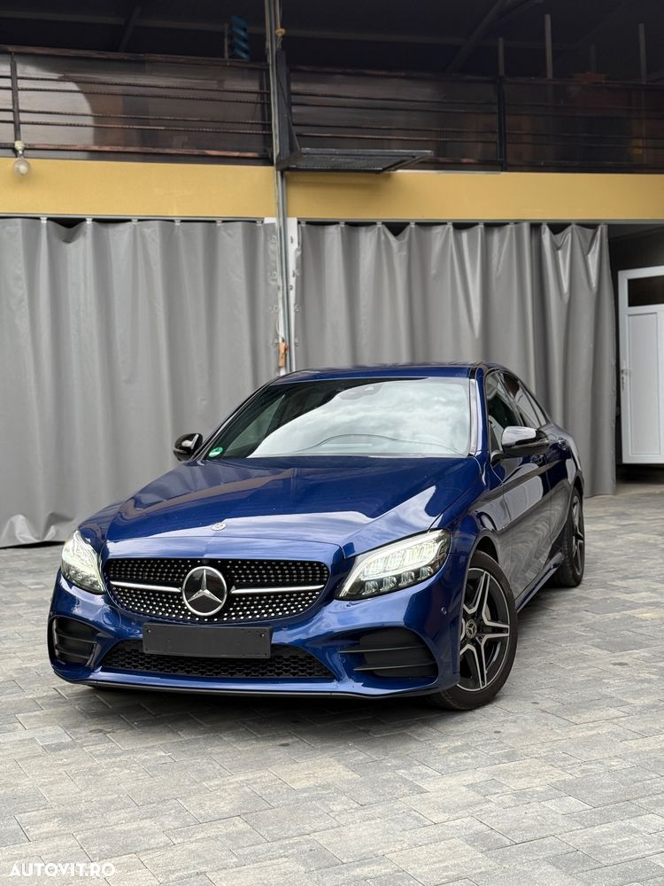 Mercedes-Benz C 300 e T 9G-TRONIC AMG Line - 1