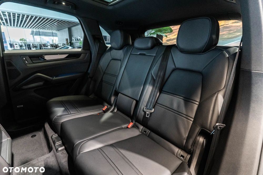 Porsche Cayenne E-Hybrid PHEV - 12