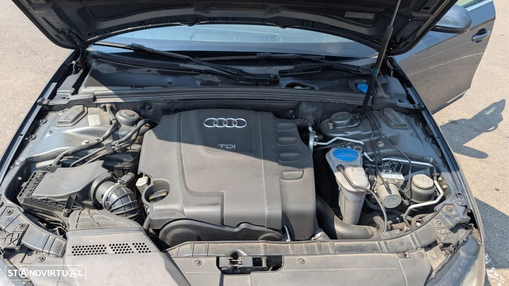 Audi A4 Avant 2.0 TDI DPF Ambition - 7