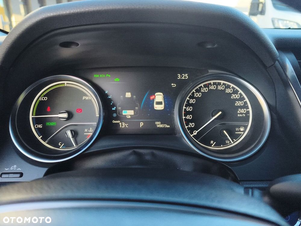Toyota Camry 2.5 Hybrid Executive CVT - 22