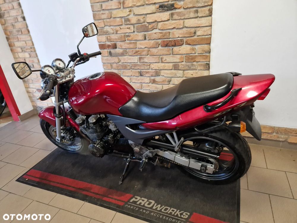 Kawasaki ZR - 9