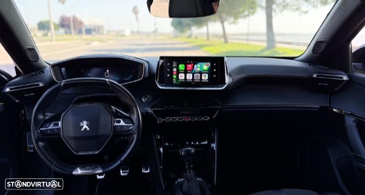 Peugeot 2008 1.2 PureTech GT Line - 2