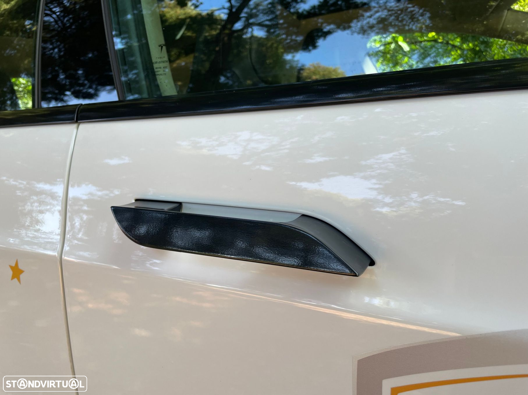 Tesla Model S 90D - 45