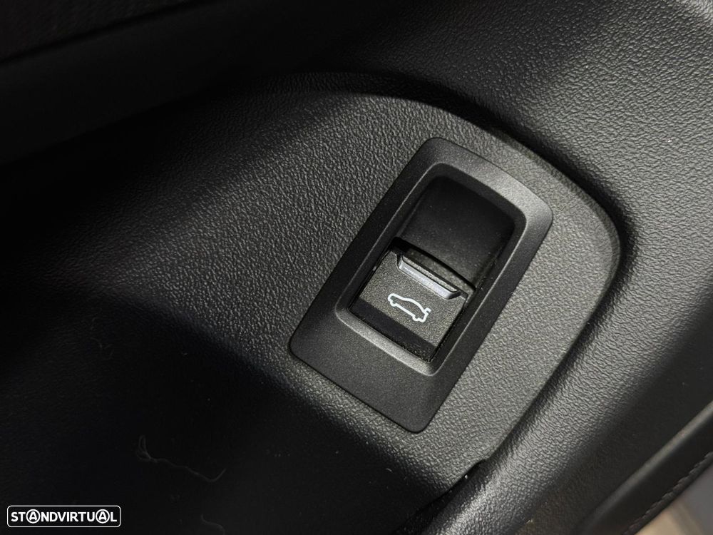 BMW i5 eDrive40 Edição Desportiva M - 15