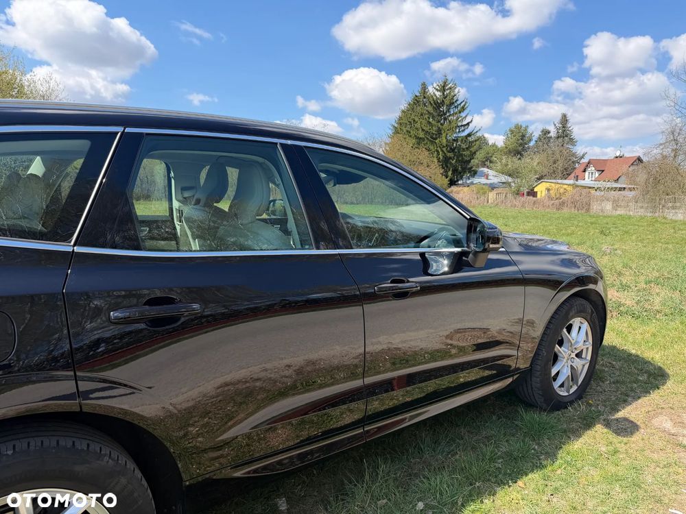 Volvo XC 60 D4 Momentum Pro - 13