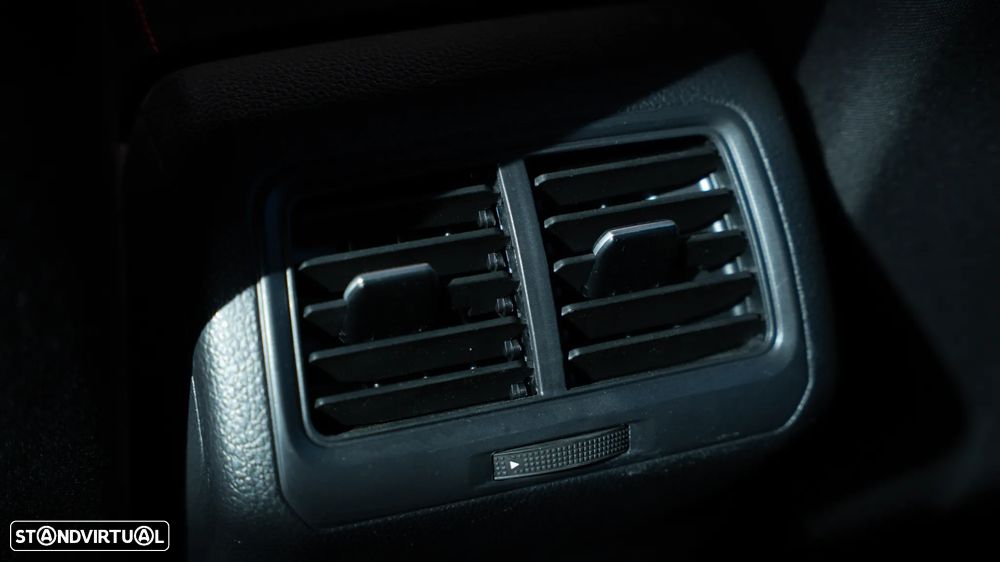 VW Golf 2.0 TSi GTi DSG Performance - 37