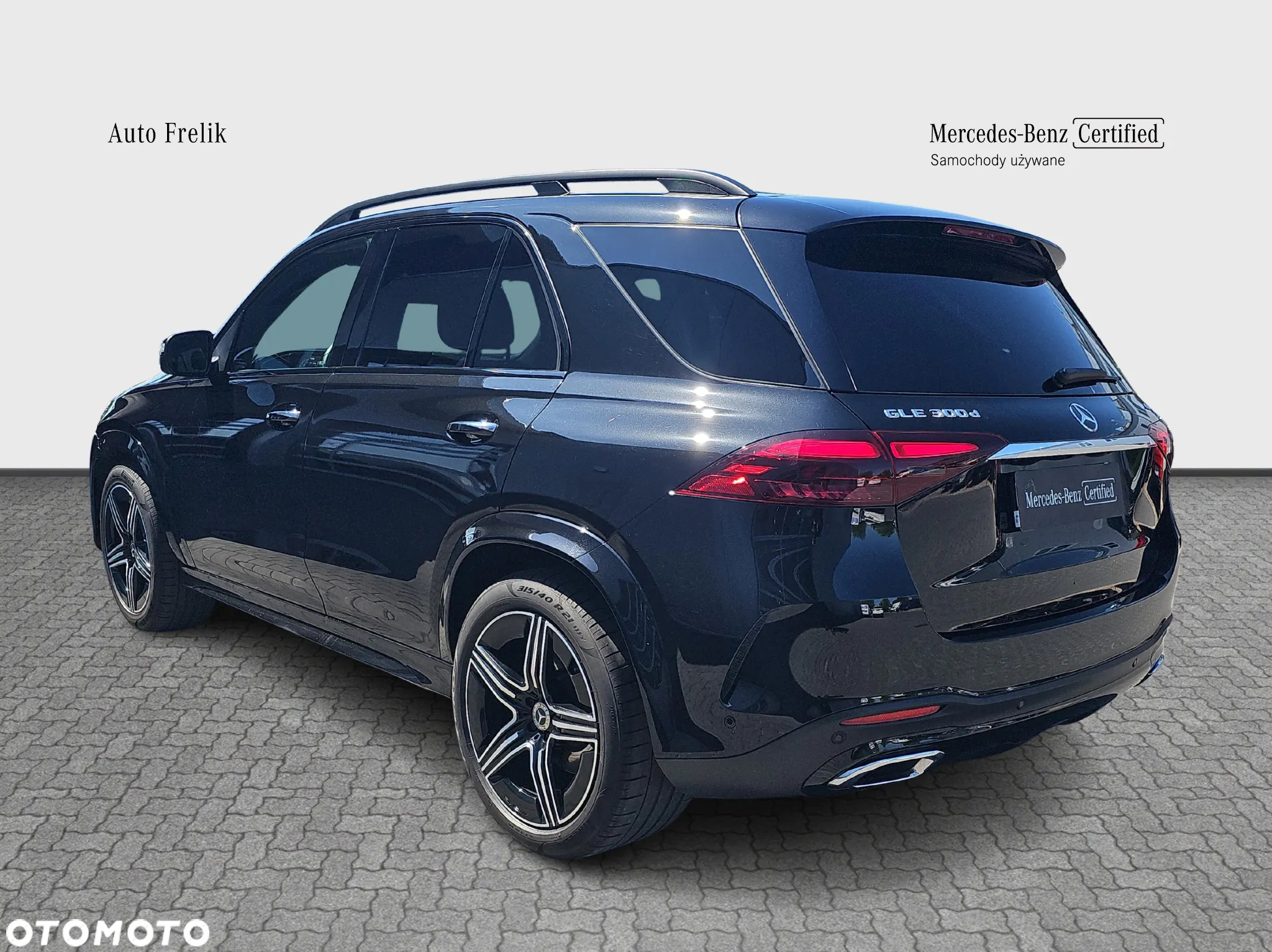 Mercedes-Benz GLE 300 d 4Matic 9G-TRONIC AMG Line Advanced Plus - 3