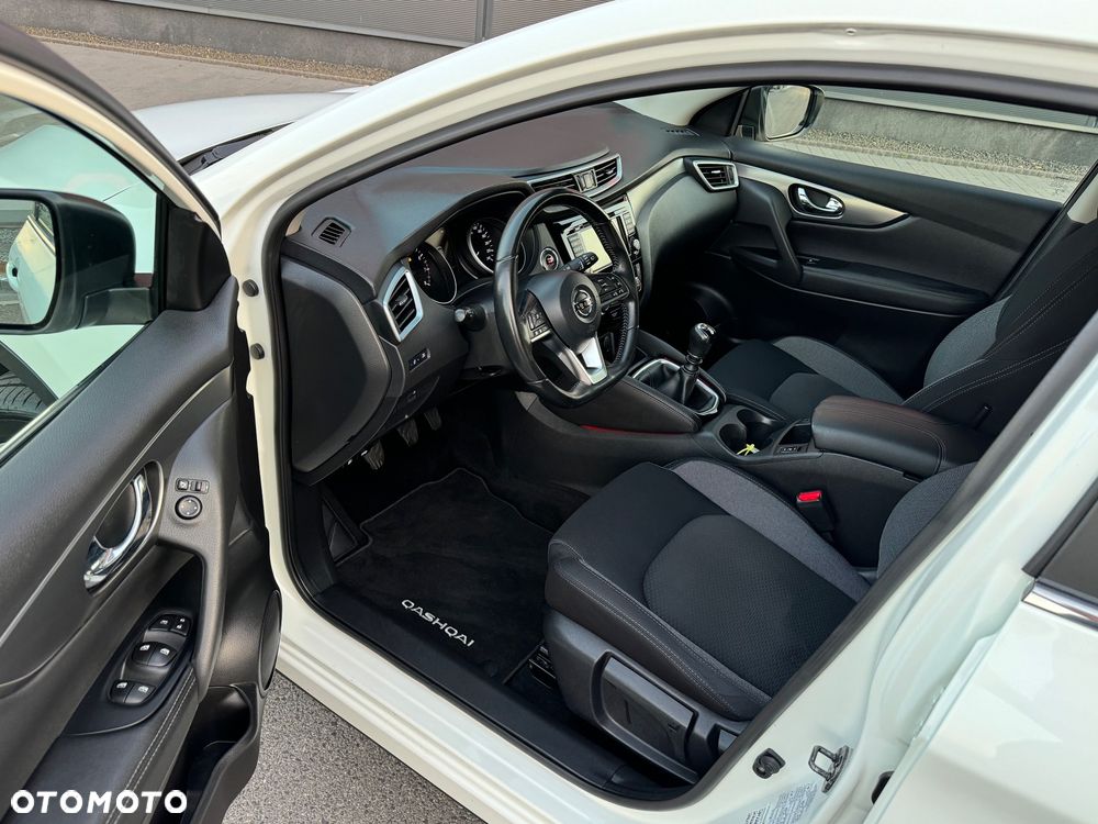 Nissan Qashqai 1.3 DIG-T Tekna+ - 5