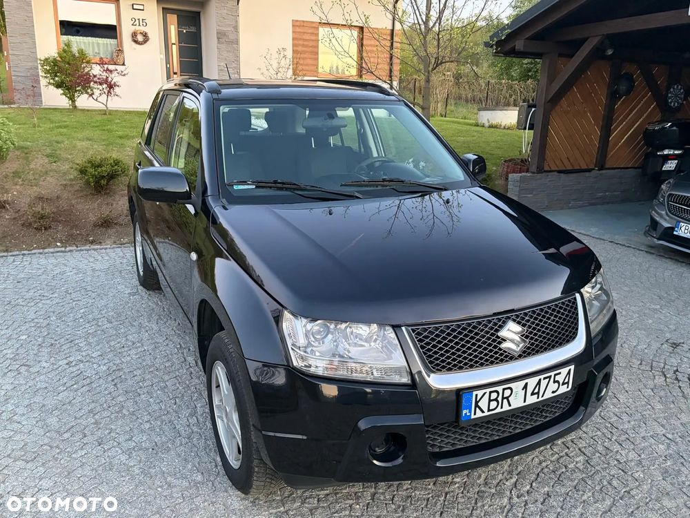 Suzuki Grand Vitara 2.0 - 3