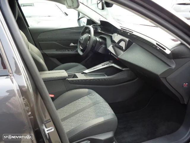 Peugeot 408 1.6 Hybrid Allure Pack e-EAT8 - 20