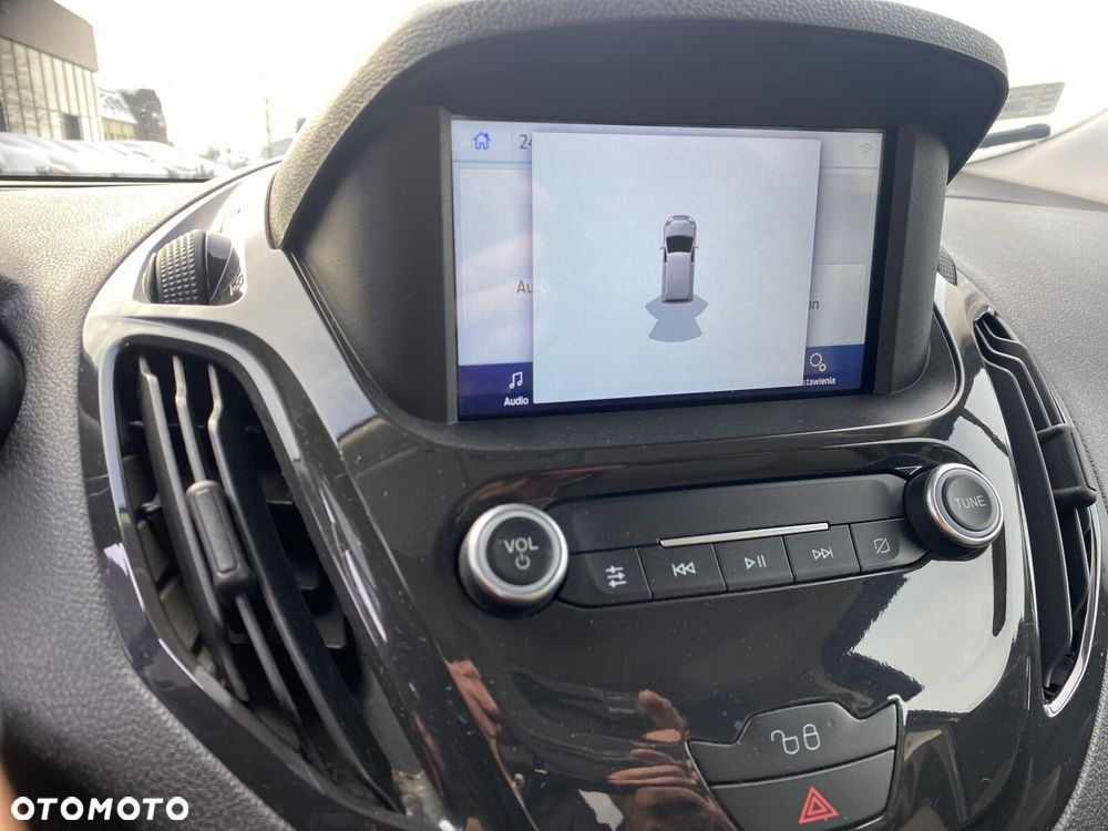 Ford Tourneo Courier - 23