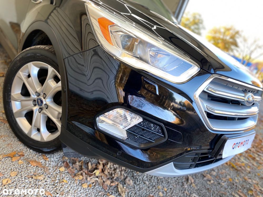 Ford Kuga 2.0 TDCi 2x4 Titanium - 20