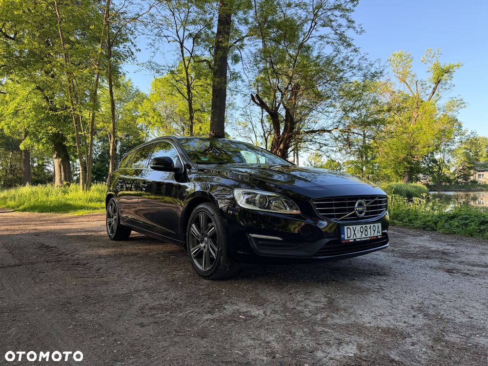 Volvo V60 D2 Drive-E Dynamic Edition (Momentum) - 17
