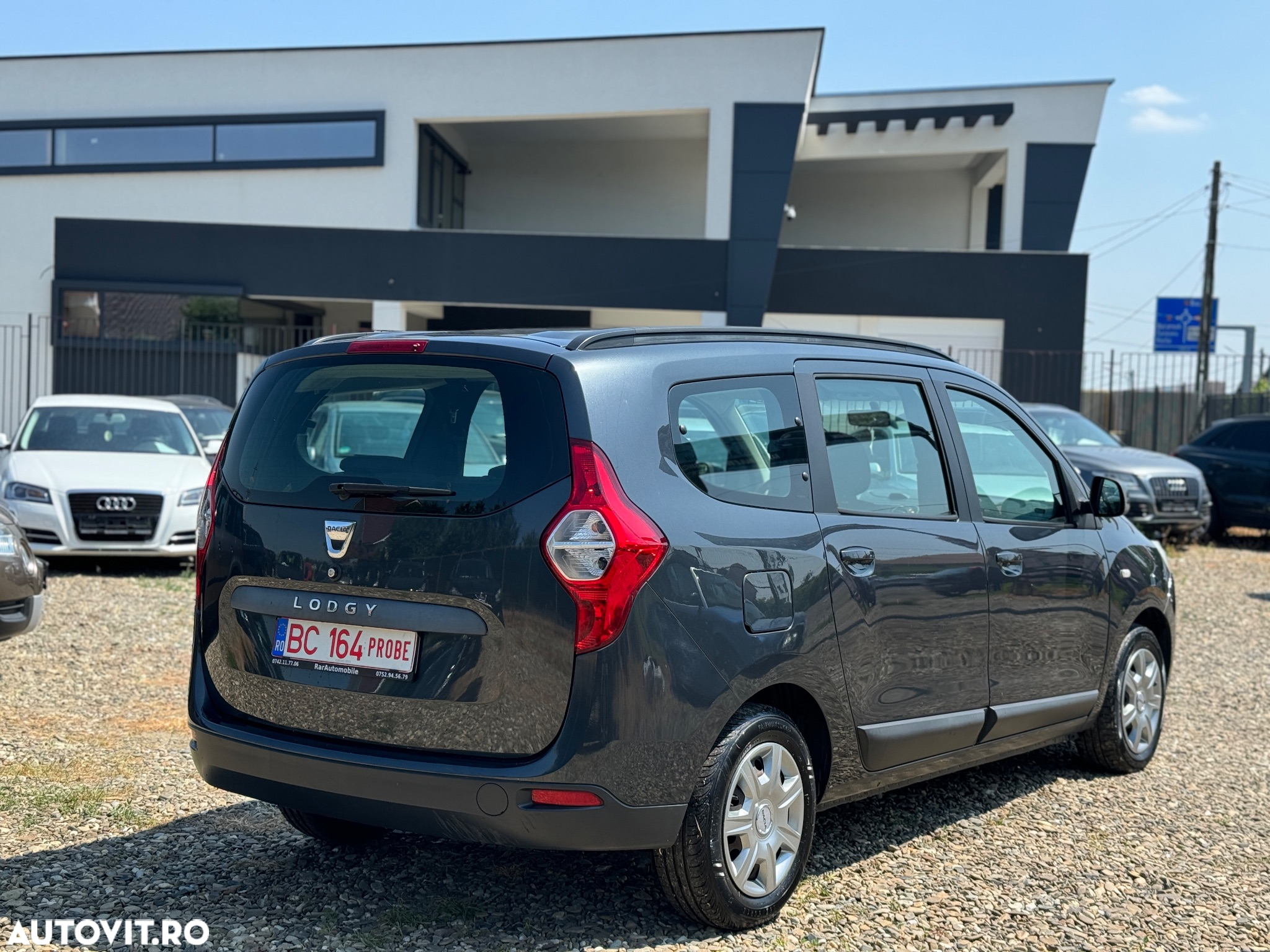 Dacia Lodgy 1.5 dCi 90 CP Ambiance - 3