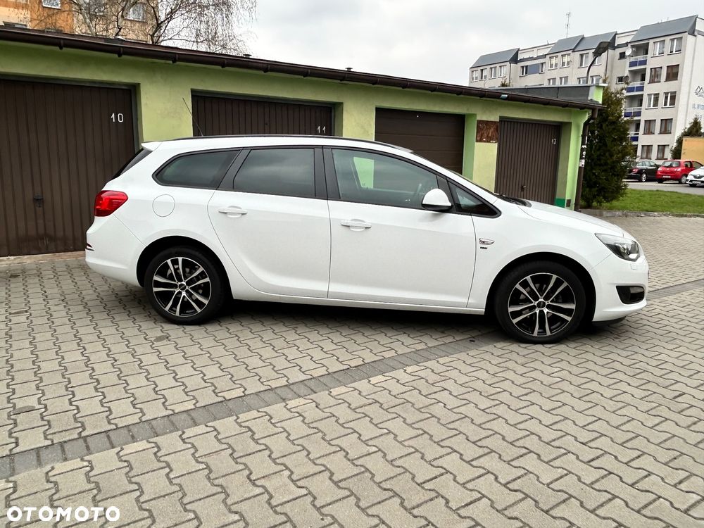 Opel Astra 1.4 Turbo Style - 9