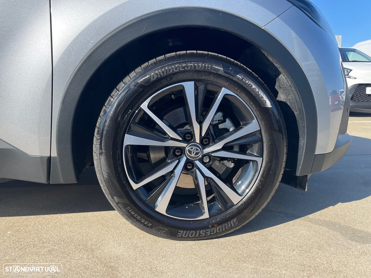 Toyota C-HR - 16