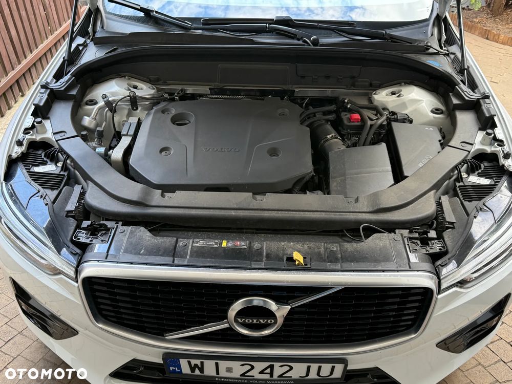 Volvo XC 60 D4 AWD R-Design - 24