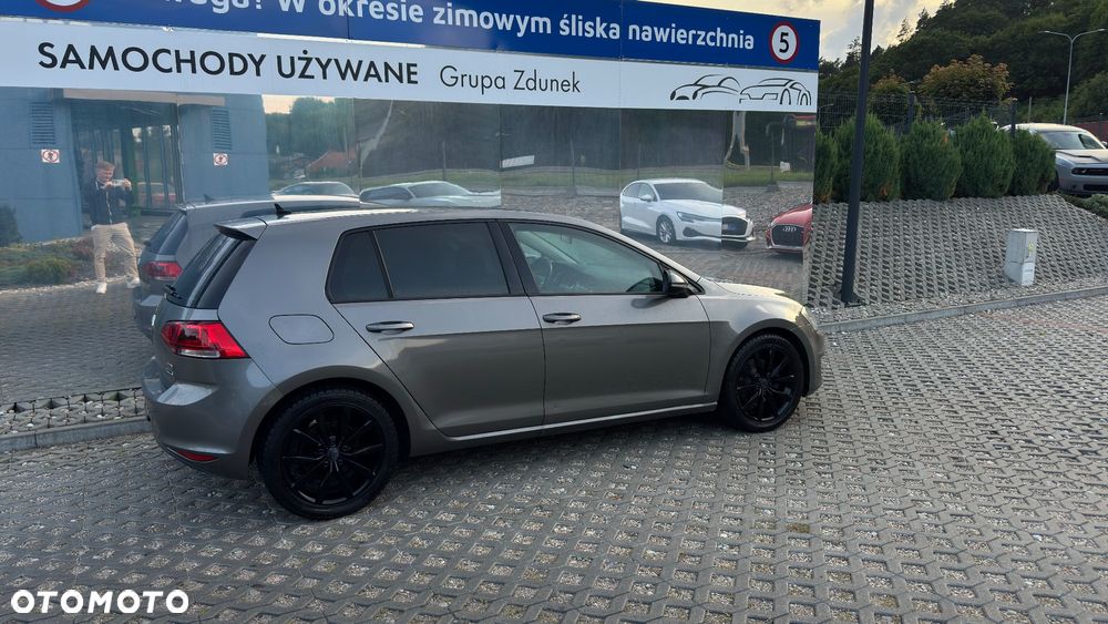 Volkswagen Golf 1.6 TDI BlueMotion Technology Comfortline - 12