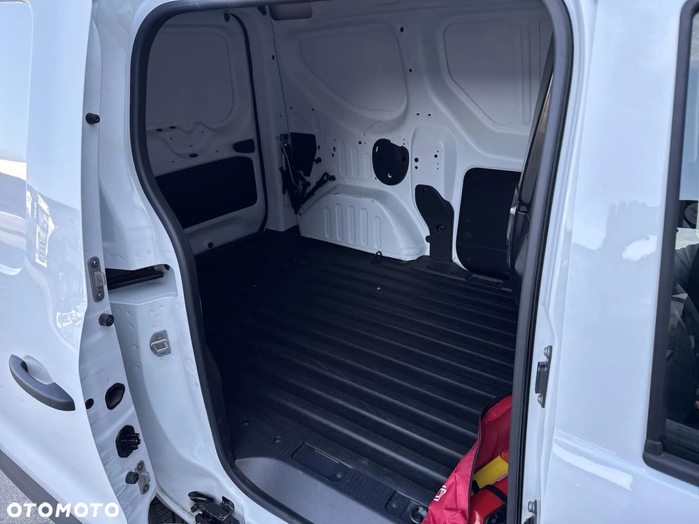 Renault Express Van - 18