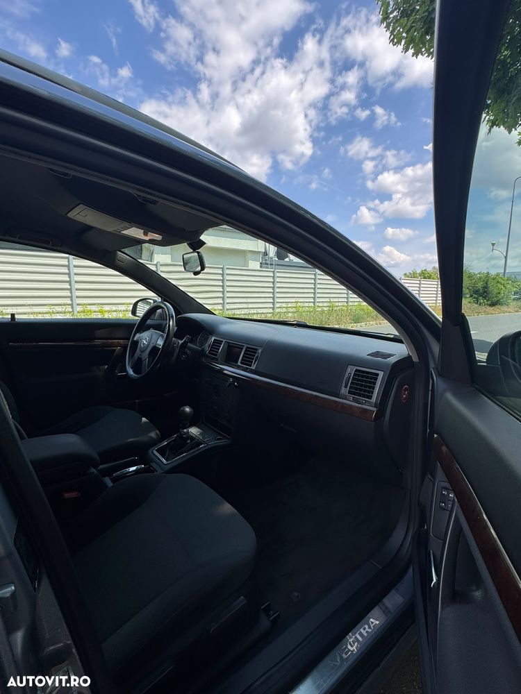 Opel Vectra 1.8i Elegance - 4