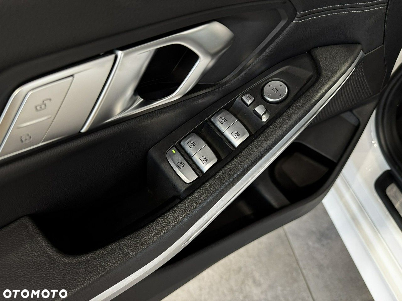 BMW Seria 3 - 16