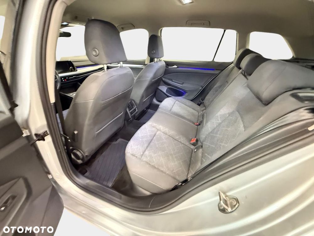 Volkswagen Golf - 13