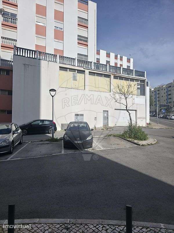 Garagem  para arrendamento - Grande imagem: 2/6