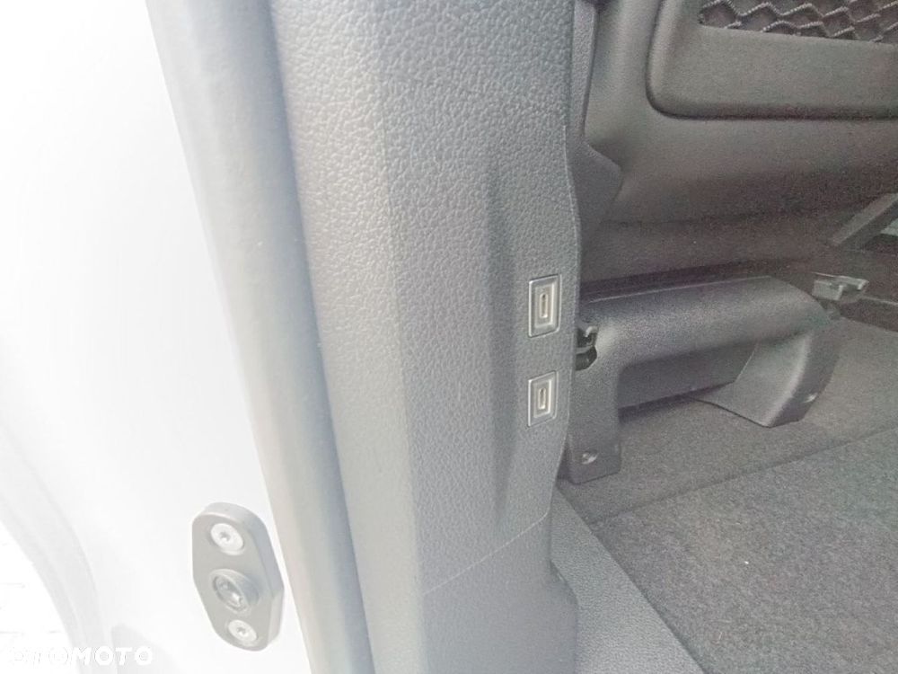 Opel Zafira - 17