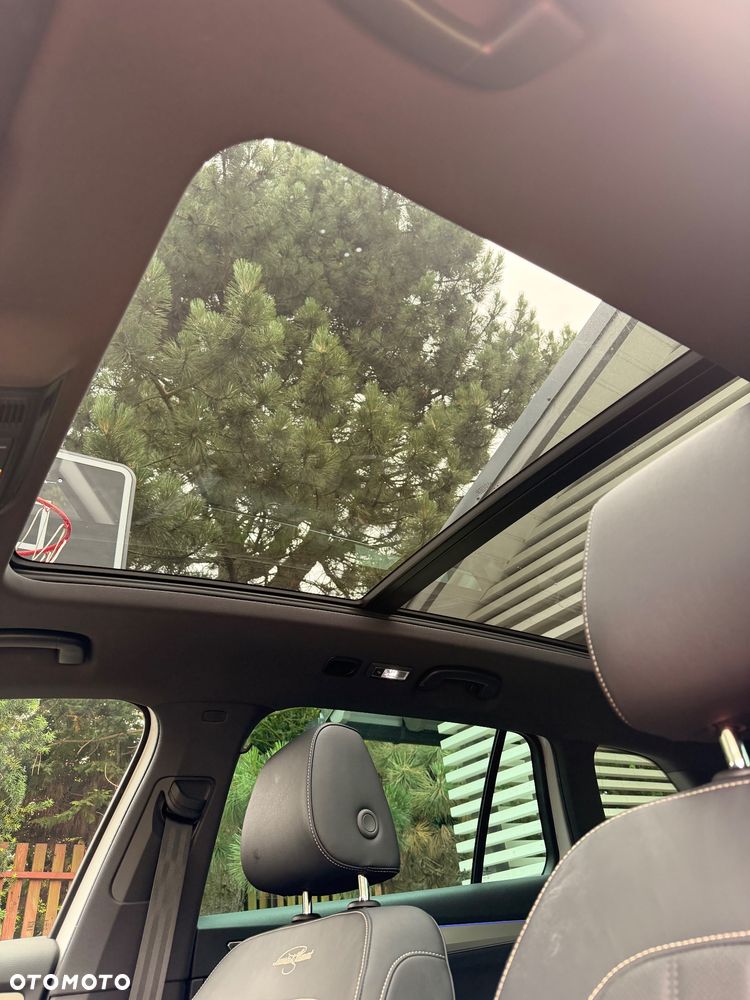 Skoda Superb 2.0 TDI SCR 4x4 L&K DSG - 17
