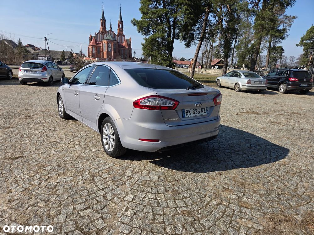 Ford Mondeo 2.0 TDCi Titanium - 11