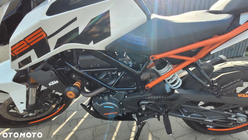KTM Duke 125 - 4