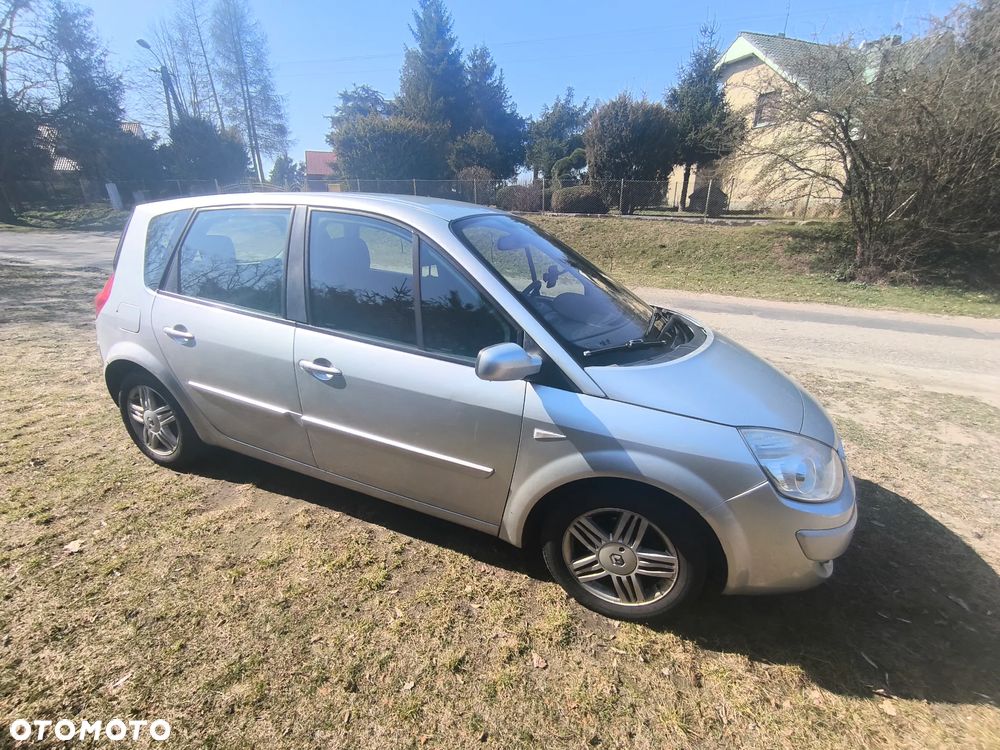 Renault Scenic 1.5 dCi Avantage - 4
