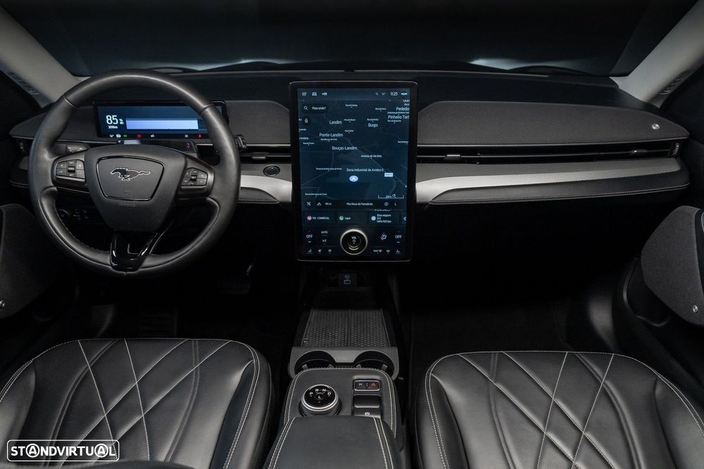 Ford Mustang Mach-E Premium AWD - 12