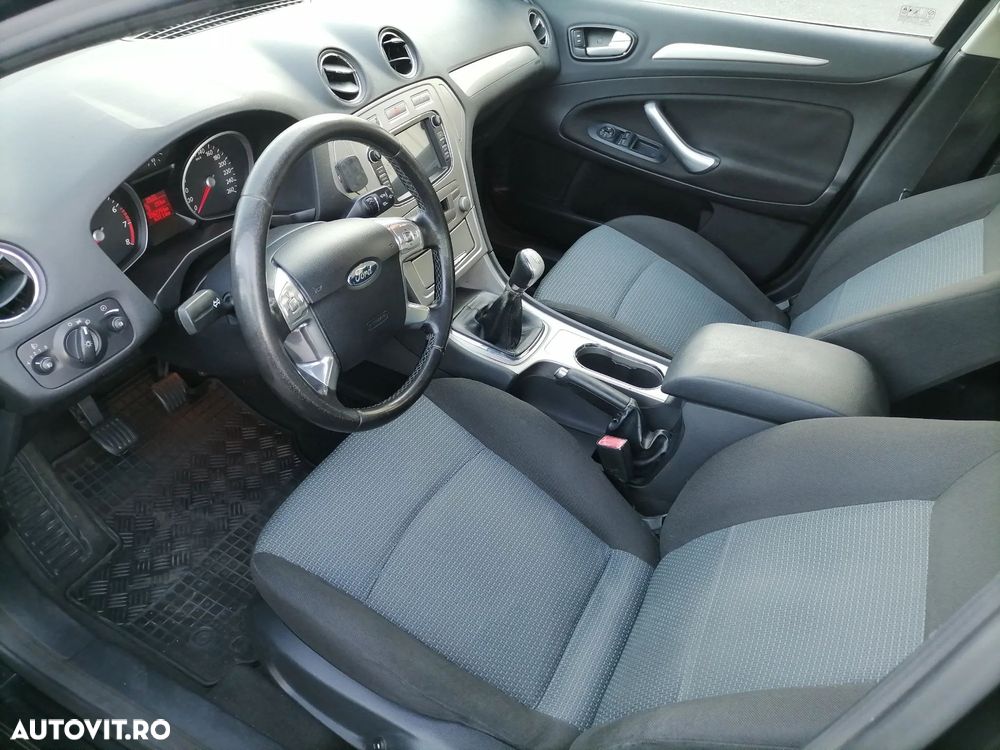 Ford Mondeo - 6