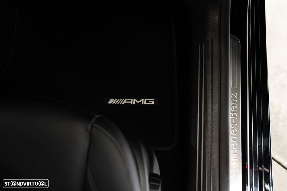 Mercedes-Benz A 250 e AMG Line - 48