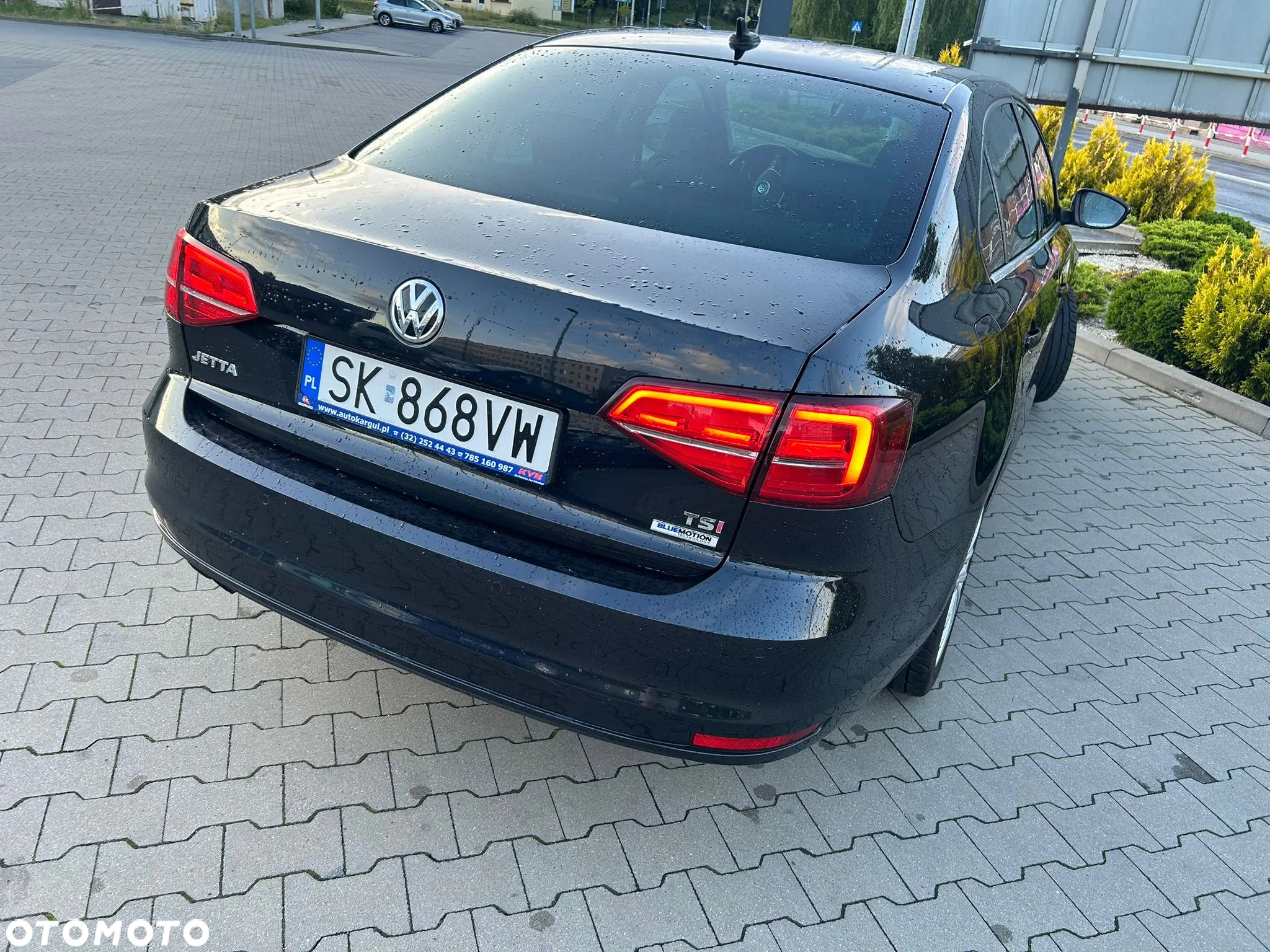 Volkswagen Jetta - 4