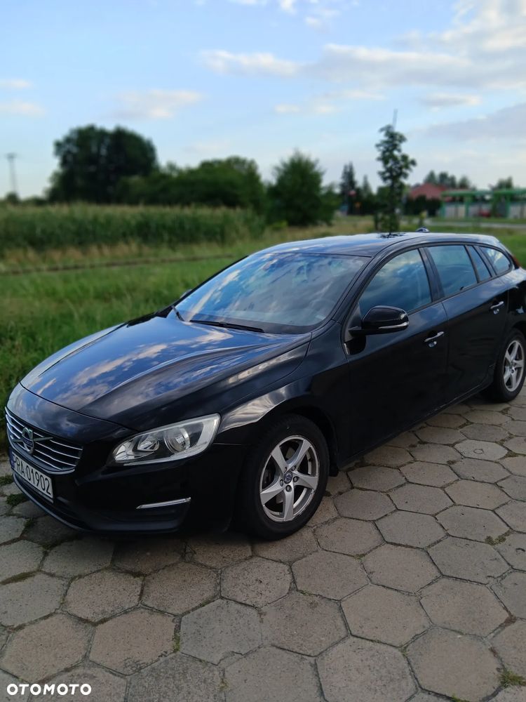 Volvo V60 D3 Momentum - 1