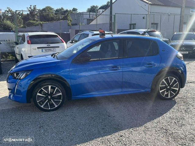 Peugeot e-208 GT Pack - 9