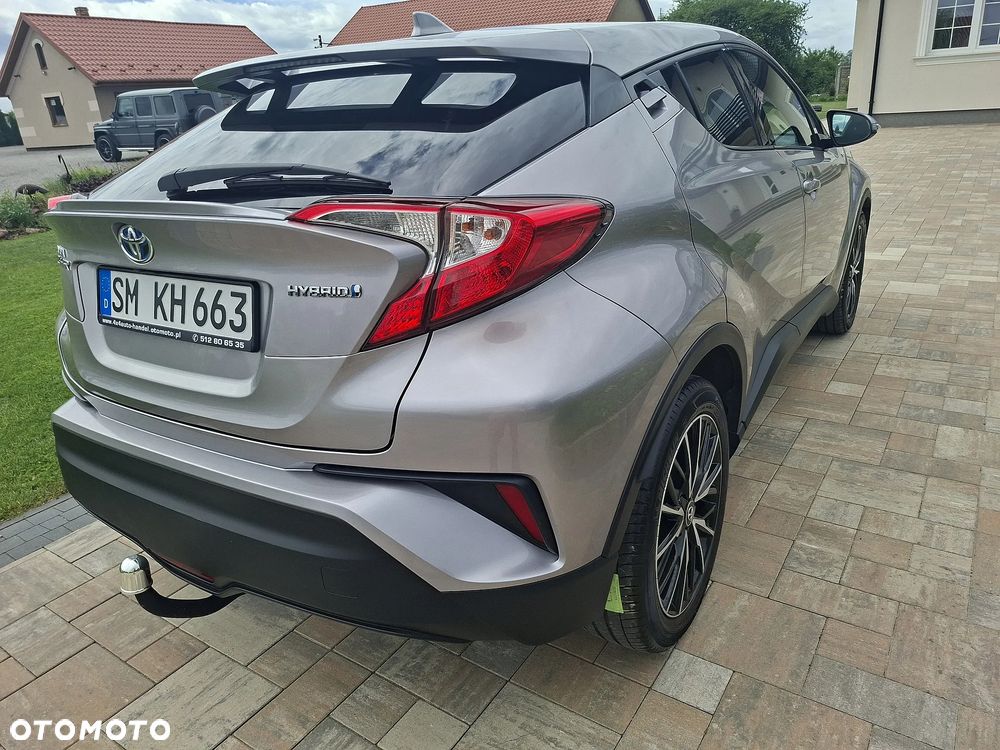 Toyota C-HR - 11