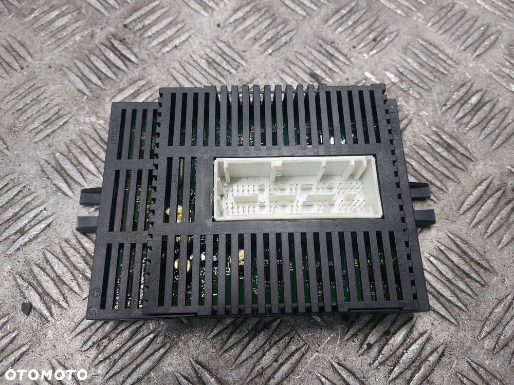 MODUŁ STEROWNIK ŚWIATEŁ BMW E61 520D 9203081 - 1