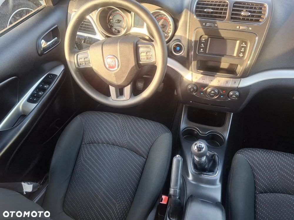 Fiat Freemont 2.0 Multijet 16V DPF Urban - 24