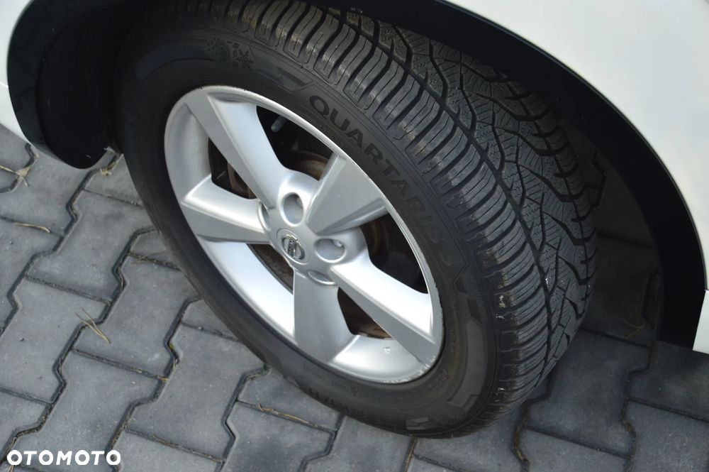 Nissan Qashqai 2.0 tekna - 8