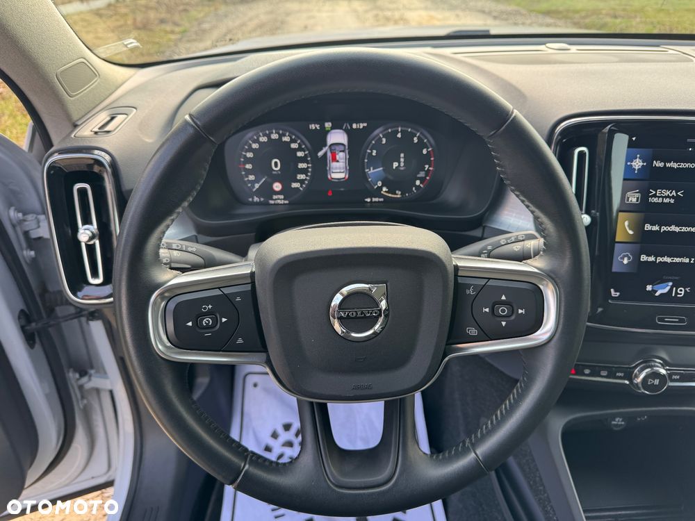 Volvo XC 40 T5 AWD Momentum - 17