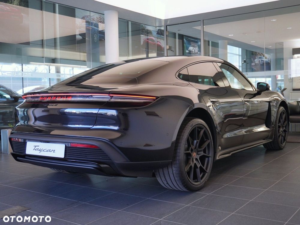Porsche Taycan 105kWh 4 - 16