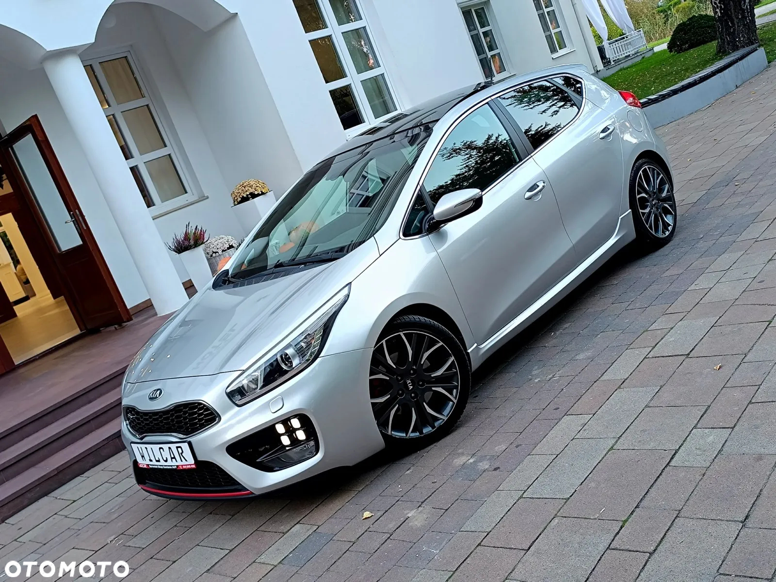 Kia Ceed Cee'd 1.6 T-GDI GT XL - 9