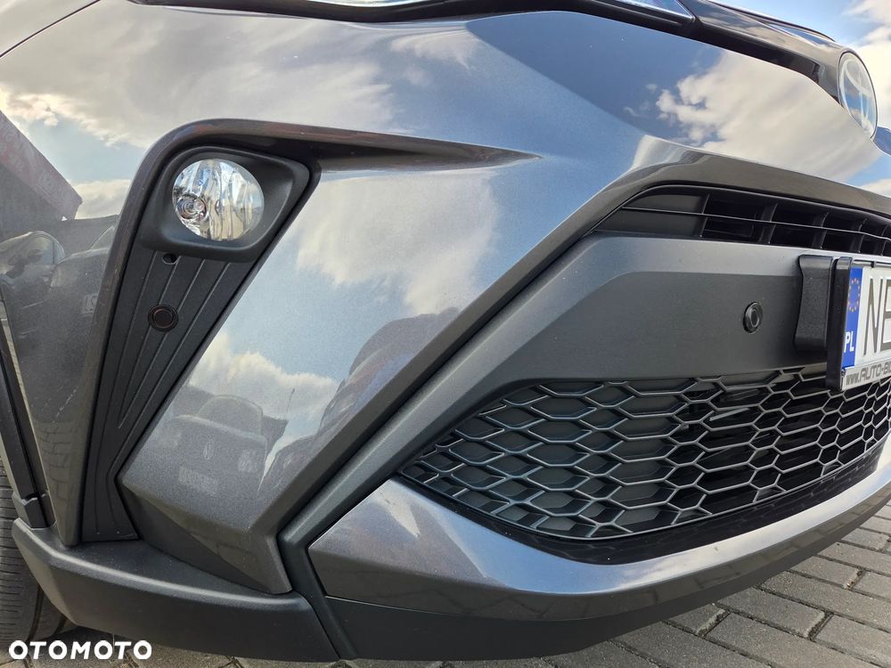 Toyota C-HR Flow - 9